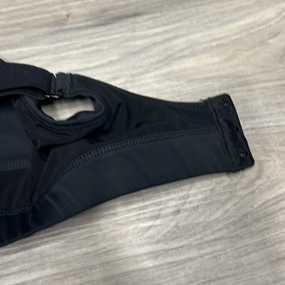 Lole black sports bra size small - Picture 6 of 8